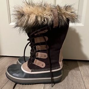 Sorel Joan of Arctic Boots